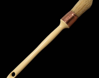 Dixie Belle French Tip Brush