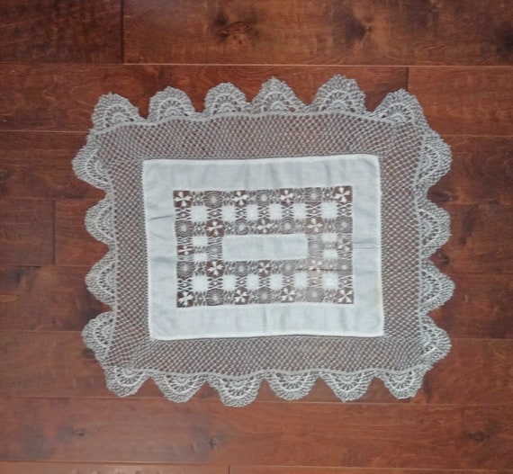 Victorian Lace Table Runner/small Cloth Etsy
