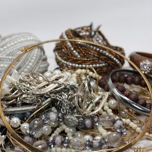 1 LB Mystery Jewelry Lot: Vintage & Modern Crafting Pieces