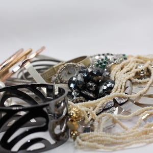 1 LB Mystery Jewelry Lot: Vintage & Modern Crafting Pieces