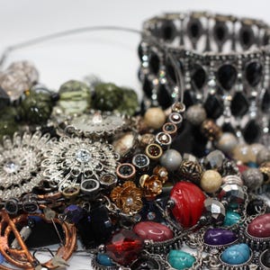 1 LB Mystery Jewelry Lot: Vintage & Modern Crafting Pieces