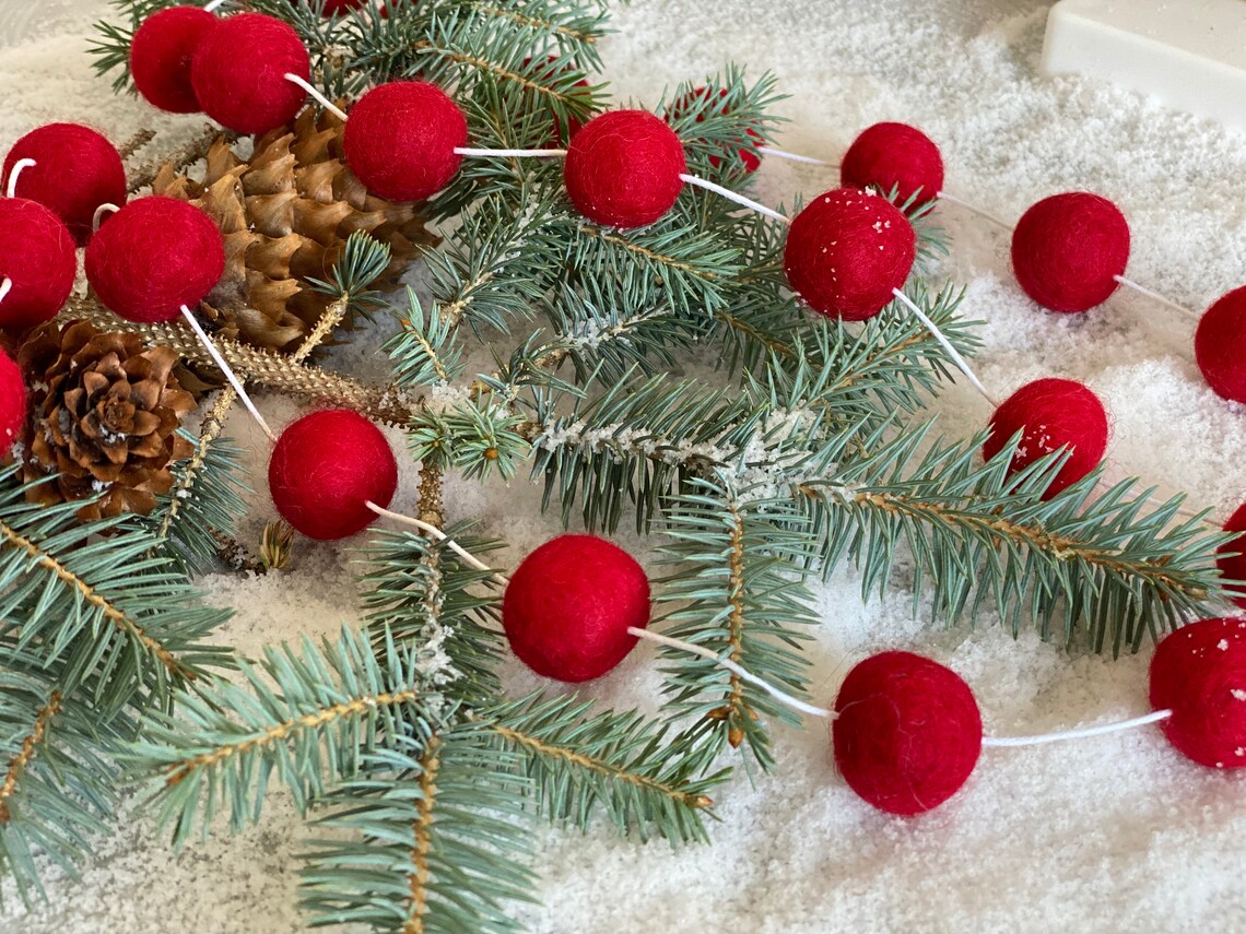Red Christmas Garland Red Felt Ball Garland Christmas Tree Etsy UK