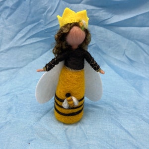 felted queen bee, felt fairy, felt doll, Waldorf inspired, flower children, seasonal table