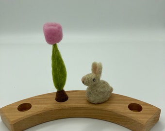 Bunny with tulip, spring plug for the annual ring, birthday ring plug, plug for Grimmsring, spring, felted