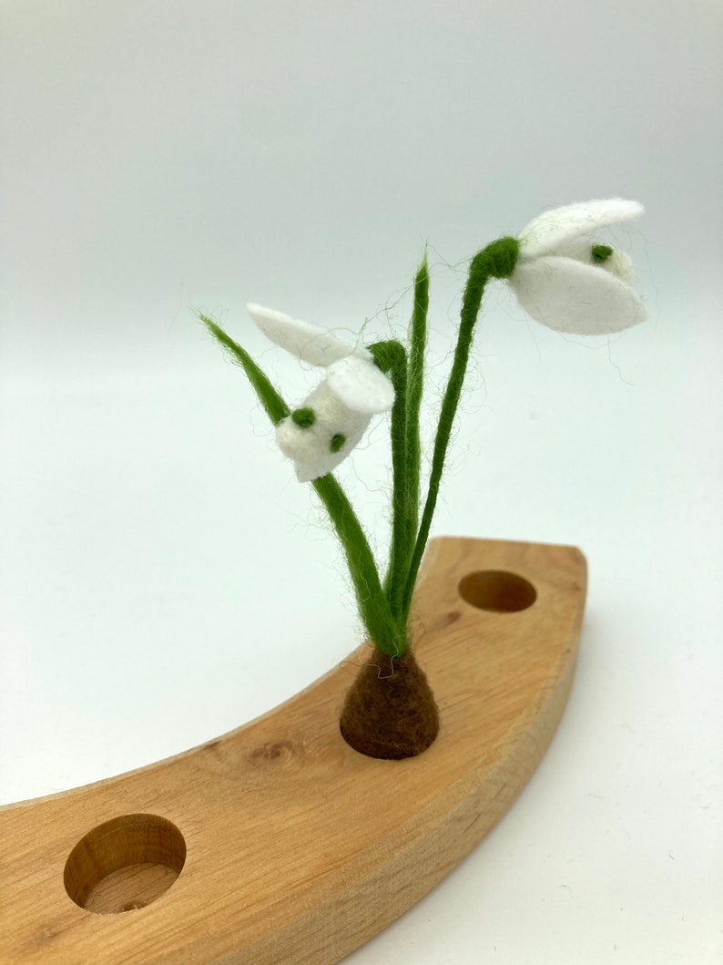felted snowdrop for the annual ring, birthday ring, felt flower image 4