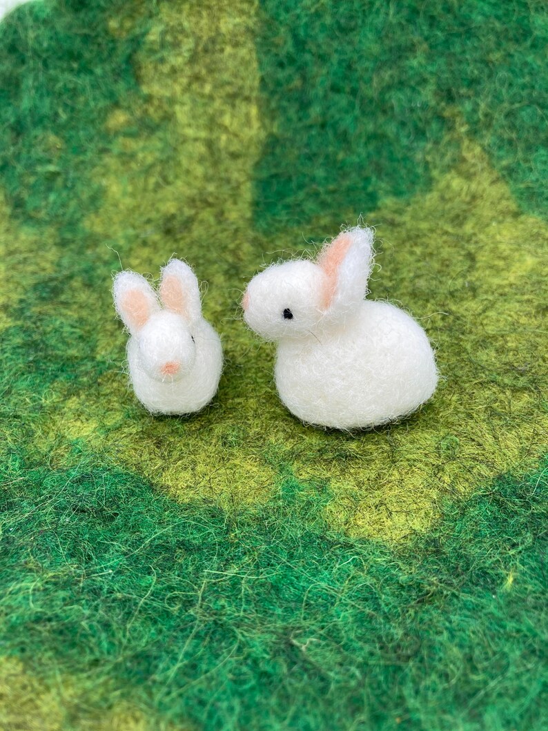 little felted bunnies image 3