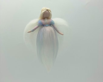 small pastel-colored guardian angel, angel made of fairy wool, felt fairy, Waldorf, felted angel