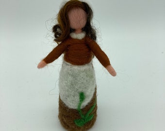 felted Mother Earth, felt figure, felt doll, seasonal table, root children