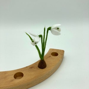 felted snowdrop for the annual ring, birthday ring, felt flower image 3
