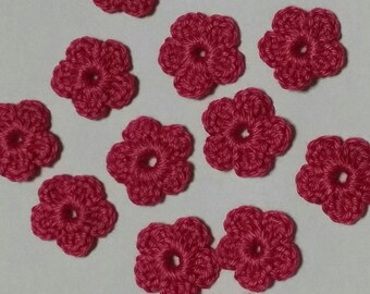 12 Mini - Häkelblumen in Pink, Handarbeit