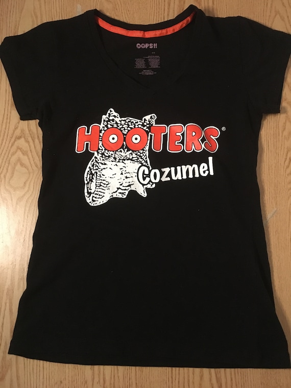 Hooters uniform shirt - Gem