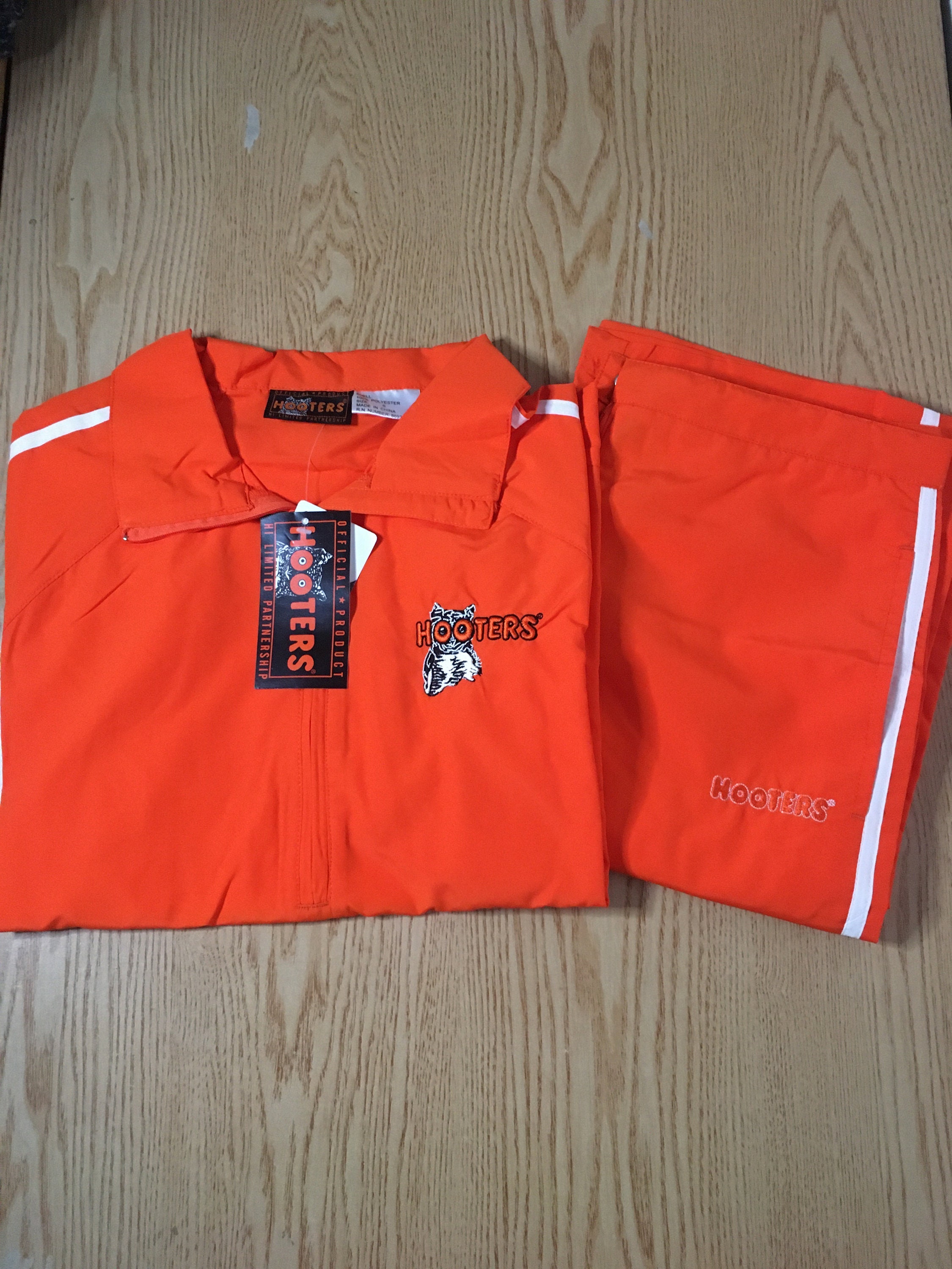 Survêtement vintage 2 pièces Hooters pour femme, petite taille