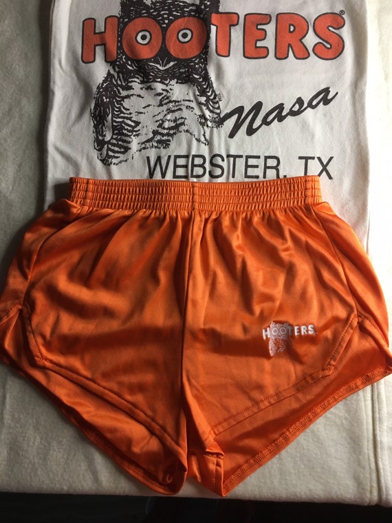 Bin 26 1 Hooters Girl Rare Vintage Original Super Sexy Uniform Tank and Shorts  Outfit From Webster Texas Size XS/XXS 