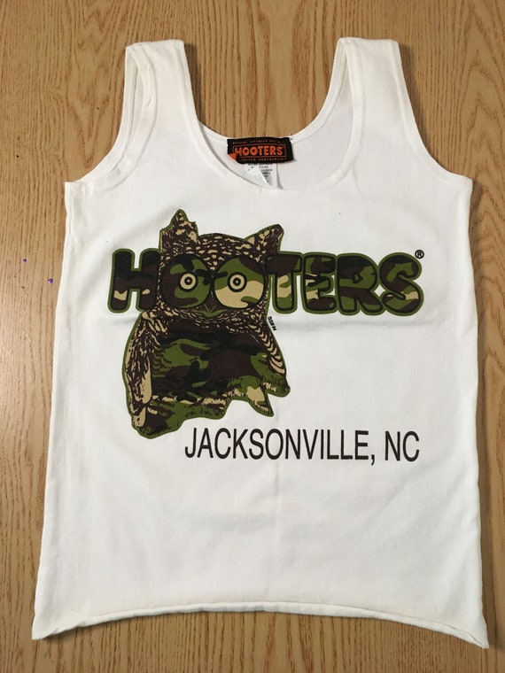 B46 Hooters Girl Worn Vintage Camo Tank Top From … - image 1