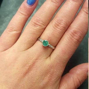 Ring smaragd, natuurlijke smaragd ring, geboortesteen mei, tribal ring, groene vintage ring, solitaire ring, zilveren sierlijke ring, massief zilveren ring afbeelding 7