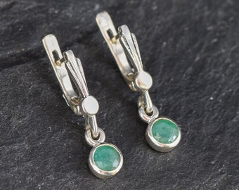 Emerald Earrings, Dangling Earrings, Natural Emerald, May Birthstone, Emerald Drop, Delicate Earrings, Minimalist Earrings, Vintage Earrings