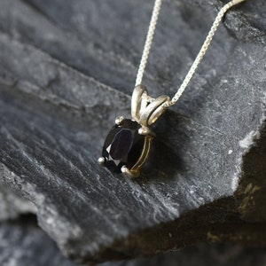 Onyx Pendant, Natural Onyx, Dainty Pendant, Black Diamond Pendant, Dainty Oval Pendant, Onyx Neclace, Simple Necklace, 925 Silver Pendant