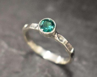 Emerald Ring, Created Emerald, Dainty Ring, Green Emerald Solitaire, Stackable Ring, Green Vintage Ring, Green Diamond Ring, 925 Silver Ring