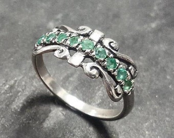 Emerald Tiara Ring, Natural Emerald Band, Vintage Ring, May Birthstone, Ornament Ring, Antique Ring, Green Crown Band, Solid Silver Ring