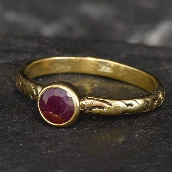 Gold Ruby Ring, Natural Ruby, July Birthstone, Gold Solitaire Ring, Gold Tribal Ring, Gold Vintage Ring, Red Ruby Ring, Vermeil Ring, Silver