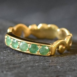 Vintage Emerald Band, Natural Emerald Ring, Gold Emerald Band, May Birthstone Ring, Ornament Band, Swirl Band, Bands by Adina