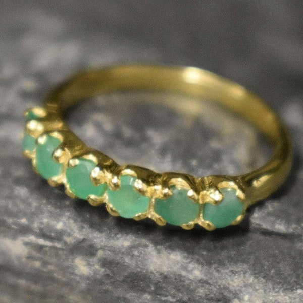 Emerald Gold Ring, Emerald Ring, Natural Emerald, May Birthstone, Gold Eternity Ring, Green Emerald Ring, Gold VintageRing, Stackable Ring