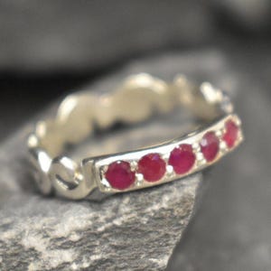 Ruby Band, Natural Ruby, July Birthstone, Stackable Red Ring, VintageRuby Ring, Silver Wave Band, Red Ruby Ring, 925 Silver Ring, July Ring
