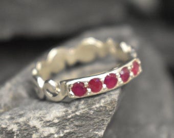 Ruby Band, Natural Ruby, July Birthstone, Stackable Red Ring, VintageRuby Ring, Silver Wave Band, Red Ruby Ring, 925 Silver Ring, July Ring