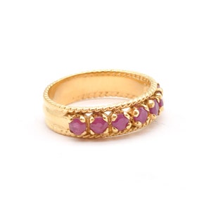 Guldrubinring, Stapelbar guldring, Juliring, Naturlig rubinring, Rödguldring, Vintage-stilarmband, Röd ädelstensring, Förgylld ring bild 9