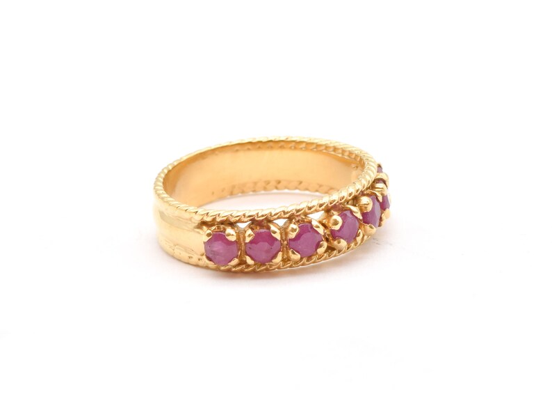 Guldrubinring, Stapelbar guldring, Juliring, Naturlig rubinring, Rödguldring, Vintage-stilarmband, Röd ädelstensring, Förgylld ring bild 9