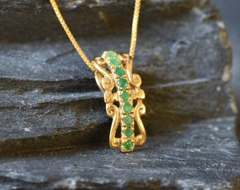 Gold Emerald Pendant, Natural Emerald, May Birthstone, May Pendant, Vintage Pendant, Gold Ornament Pendant, Gold Artisan Pendant,18K Vermeil