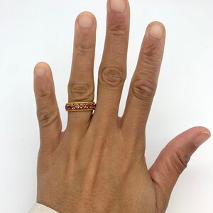 Guldrubinring, Stapelbar guldring, Juliring, Naturlig rubinring, Rödguldring, Vintage-stilarmband, Röd ädelstensring, Förgylld ring bild 7