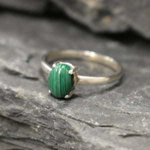 Malachite Ring, Natural Malachite, Green Solitaire Ring, Dainty Silver Ring, African Gem Ring, VintageRing, Small Ring, Solid Silver Ring