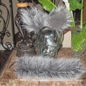 Cosplay Alaskan Wolf Faux Fur Ears and Tail Set: Gray White Costume Accessory
