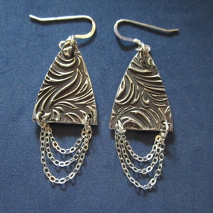 Beautiful fine silver swag chain dangle---Item S292