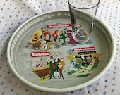 Vintage 1960s Round Knickerbocker Illustrated Beer Tray