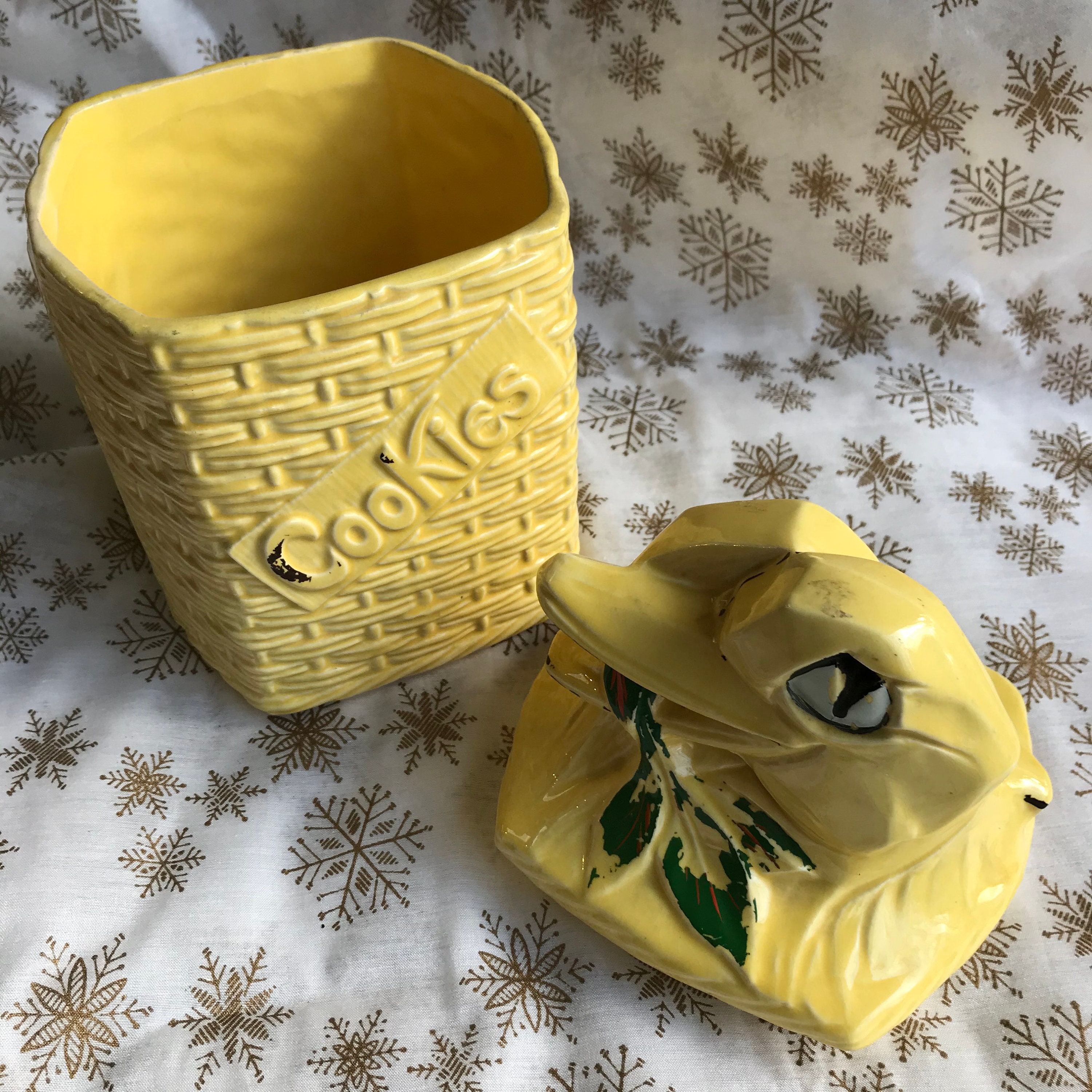 1950s Vintage Mccoy 129 Yellow Duck With Basket Cookie Jar Etsy