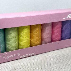 Mettler #SFC8 Spring Kit, (8) Silk Finish 100% Cotton Thread, 150m, 174 yds. zdjęcie 5