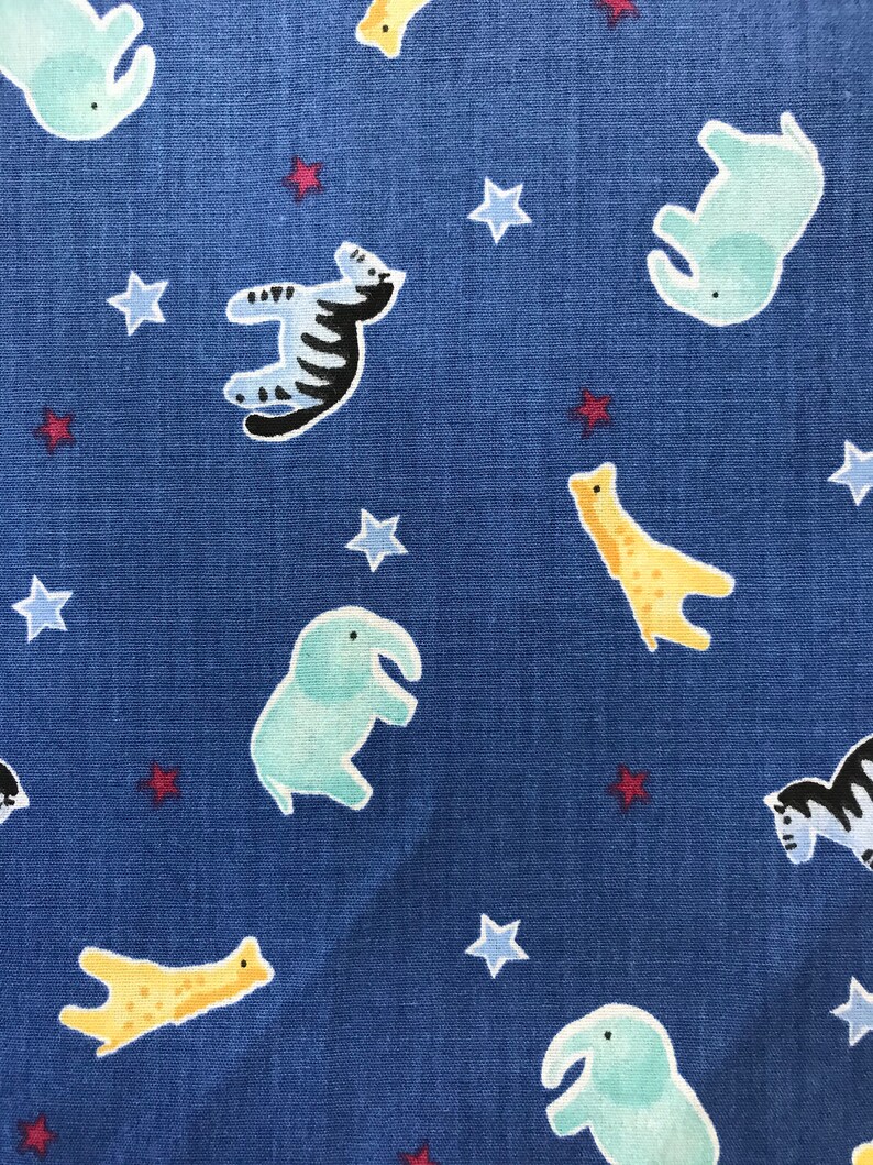Vintage Children/'s Quilting Fabric; Baby Animals Pattern; Blue Colors; 80 x 4445 2 Yards