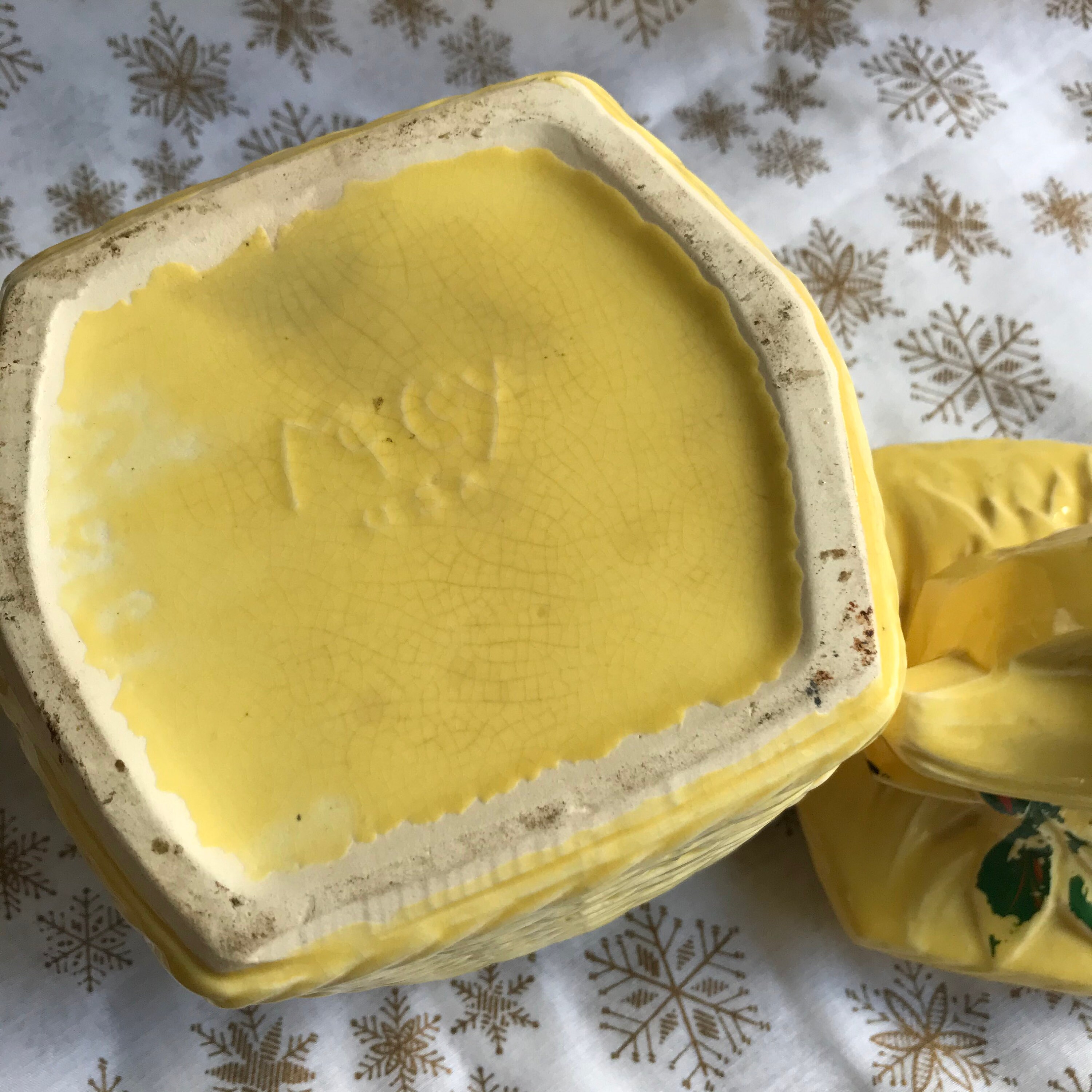 1950s Vintage Mccoy 129 Yellow Duck With Basket Cookie Jar Etsy