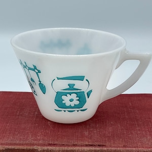Hazel Atlas Milk Glass Fire King Glasbake Vintage Kitchen Coffee Collectors Vintage Mugs Hazel Atlas Glasbake Tea Kettle Coffee Pot Vintage