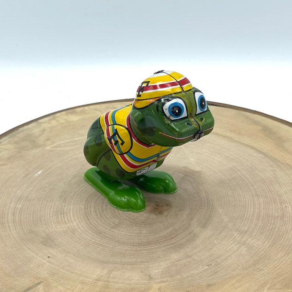 Vintage Yone Tin Wind Up Frog | Tin Toy, Yone, Japan Tin Toy | Vintage Tin Toys | Vintage Wind Up Toys | Vintage Tin Frog