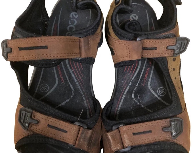 ecco sandals size 38