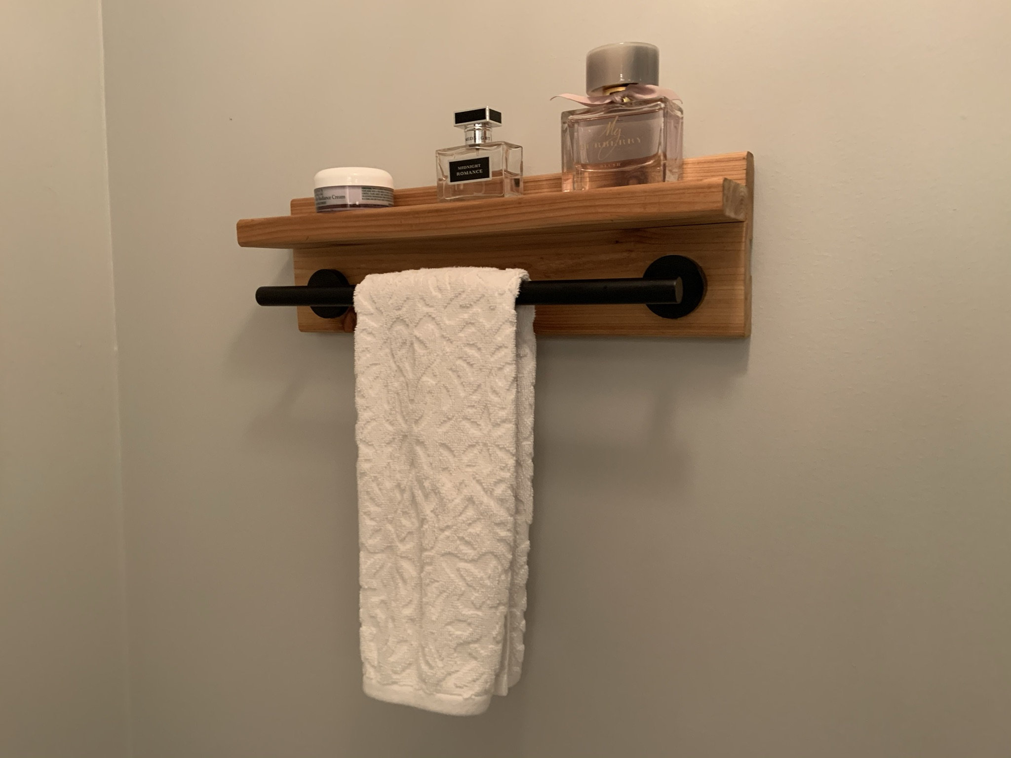 Baño y cocina Pequeño toallero con estante toallero de mano | Etsy