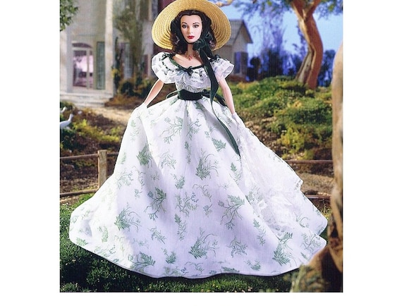 green emerald velvet dress Scarlett O'hara Dress (Custom order)  Ann.tique
