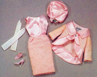 Wzór PDF na ubrania dla lalek w stylu retro | Wzór do szycia z lat 60. Zestaw strojów z różowej satyny dla lalki 11,5 cala