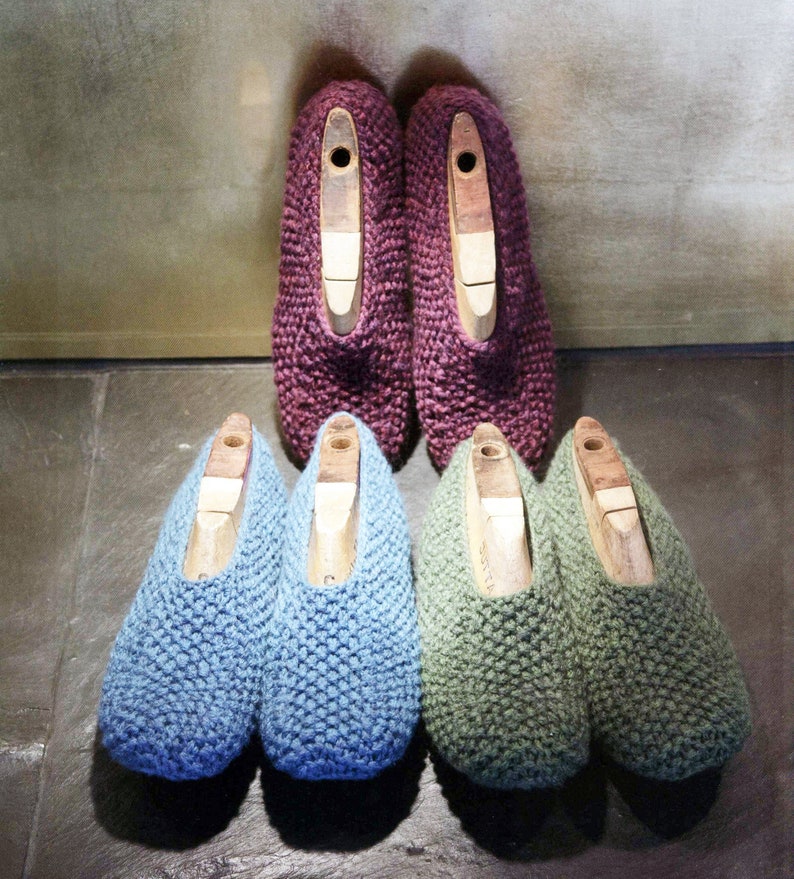 Cute, Minimalist Slippers For Women Easy Knitting Pattern Straight Needles Slippers Pattern PDF Download image 1