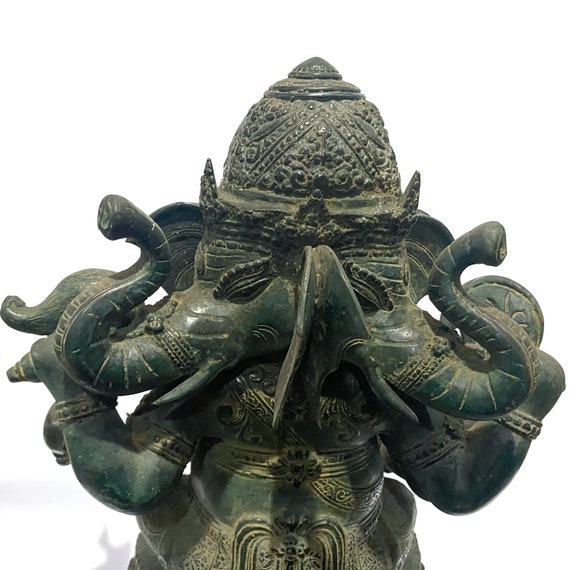 金属製ゴールド象彫刻 約30cm 金属製ゴールド象彫刻 約30cm