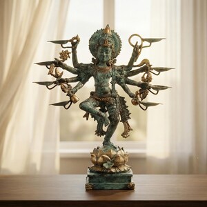 Statua di Shiva Nataraja da 19,6", danzante con più braccia, portacandele in bronzo, ottone con patina blu, decorazione boho