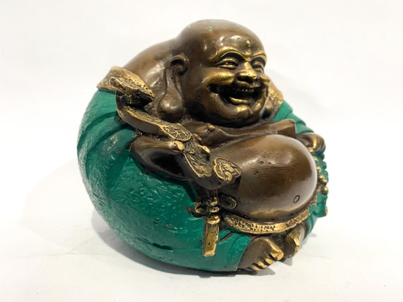 Laughing buddha gift deals